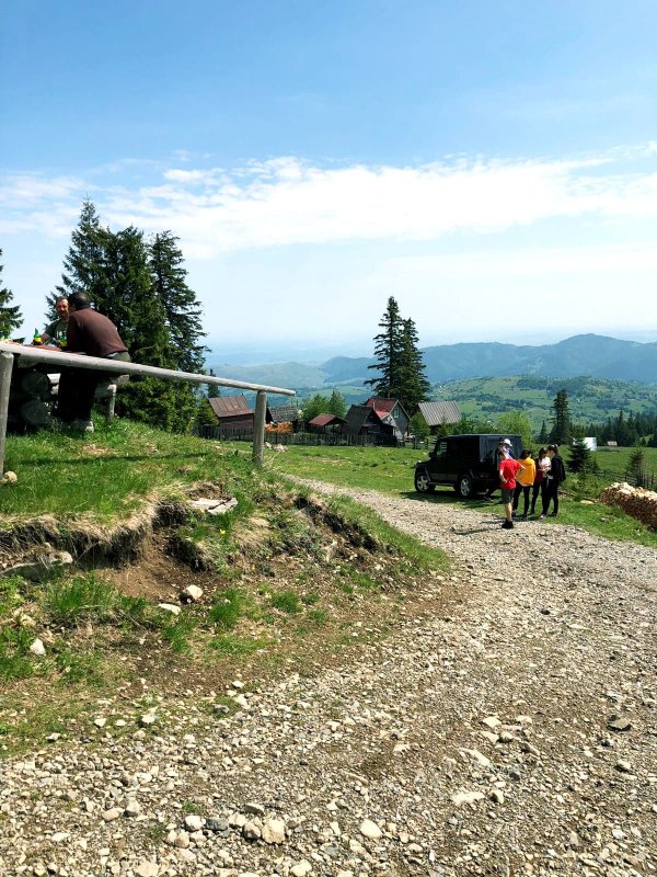 33708943_1920163988058869_7522224005890179072_n