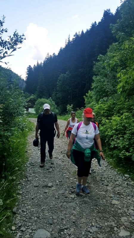 33943948_1920223958052872_4069559221803286528_n